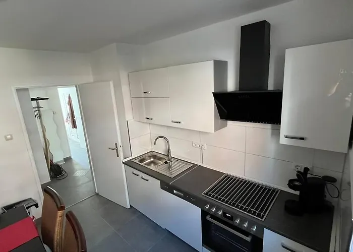 Charaktervolle Whg. Mitten In Inkl.parkplatz Apartamento *